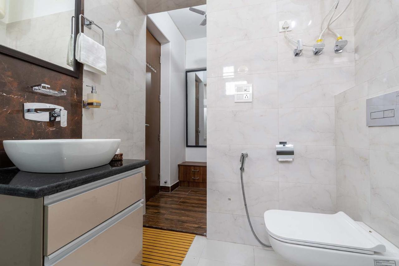 Brookvale Manor By Stayvista - Private Pool Haven With Endless Views & Indoor Fun Sohna Dış mekan fotoğraf